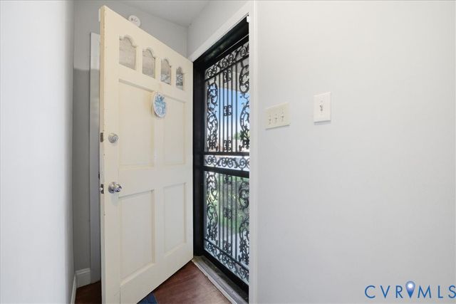 911 Augusta Ave, Petersburg, VA 23803