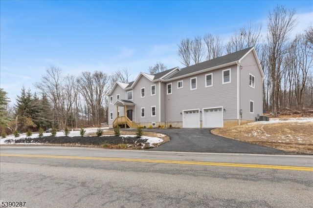 108 Mt Olive Rd, Mount Olive Twp., NJ 07836