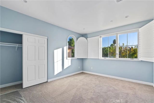 20811 W Seeasons Lane, Winnetka, CA 91306