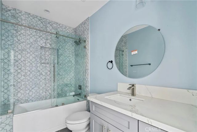 20811 W Seeasons Lane, Winnetka, CA 91306