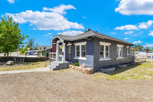 523 16th Ave N, Nampa, ID 83687