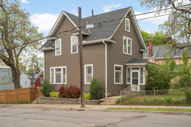 3054 15th Avenue S, Minneapolis, MN 55407