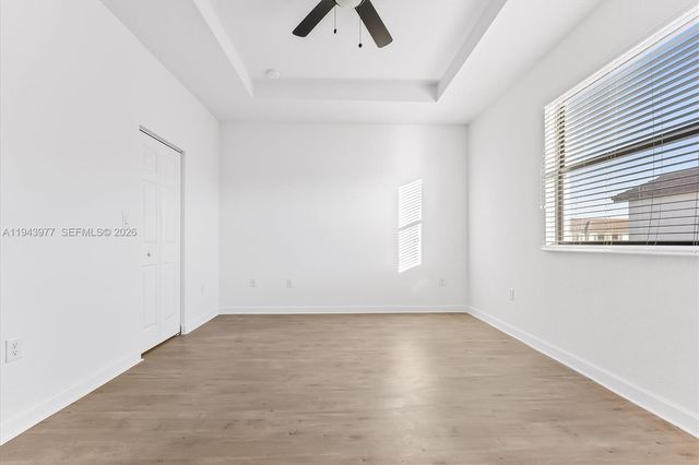 3386 W 106th Ter, Hialeah, FL 33018