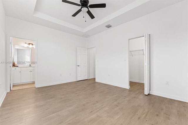 3386 W 106th Ter, Hialeah, FL 33018