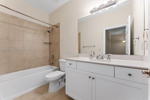 3386 W 106th Ter, Hialeah, FL 33018