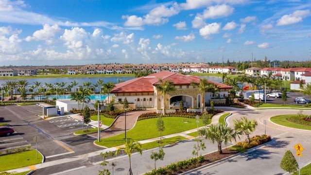 3386 W 106th Ter, Hialeah, FL 33018