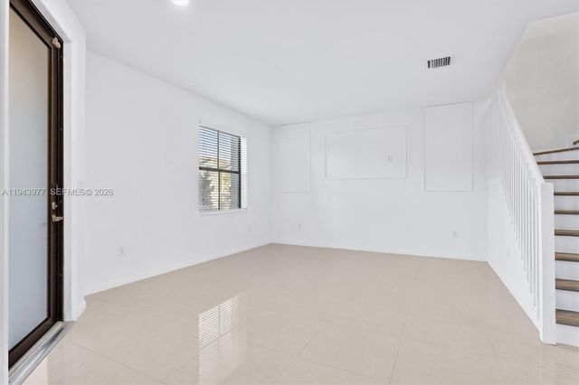 3386 W 106th Ter, Hialeah, FL 33018