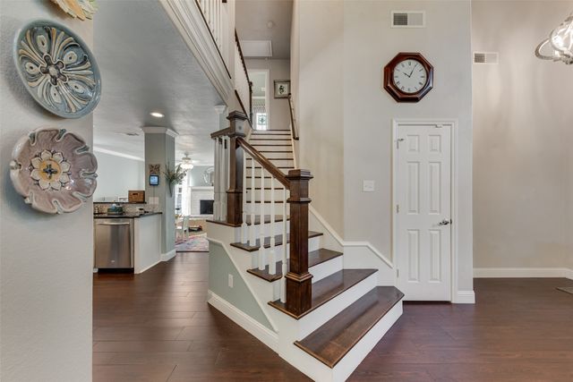 3301 Jones Court, Bedford, TX 76021