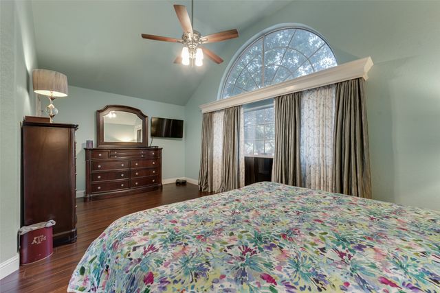 3301 Jones Court, Bedford, TX 76021