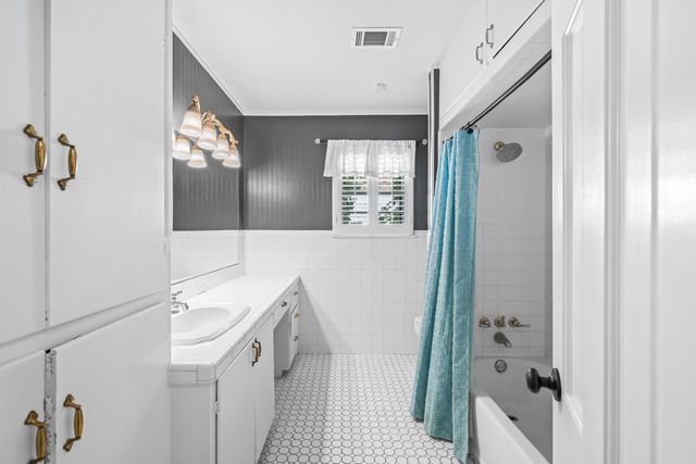 3206 56th Street, Lubbock, TX 79413