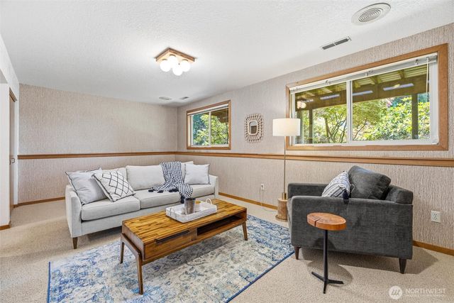 601 Clark Road, Bellingham, WA 98225