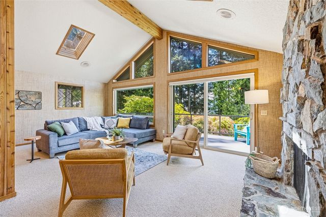 601 Clark Road, Bellingham, WA 98225