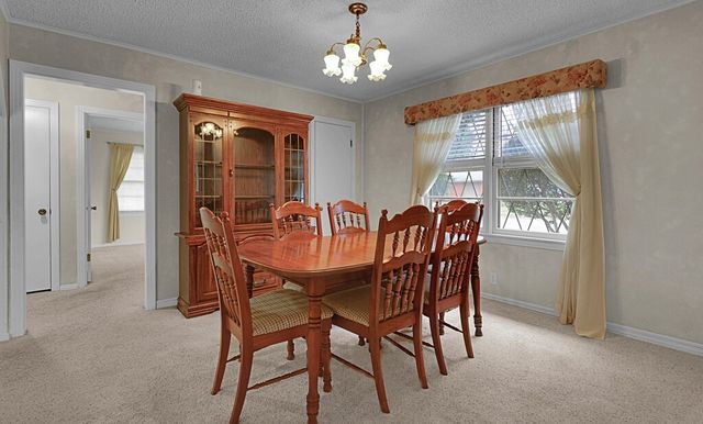 136 Bowie Street, Mcgregor, TX 76657