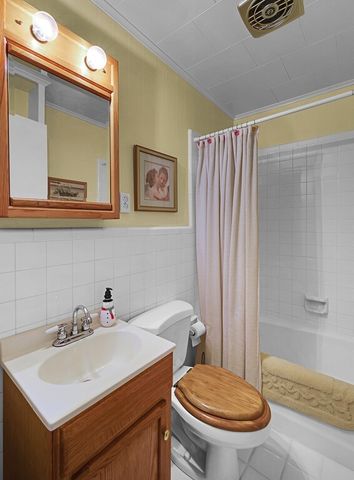 136 Bowie Street, Mcgregor, TX 76657