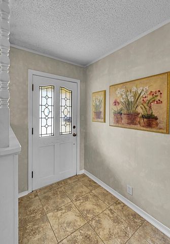 136 Bowie Street, Mcgregor, TX 76657