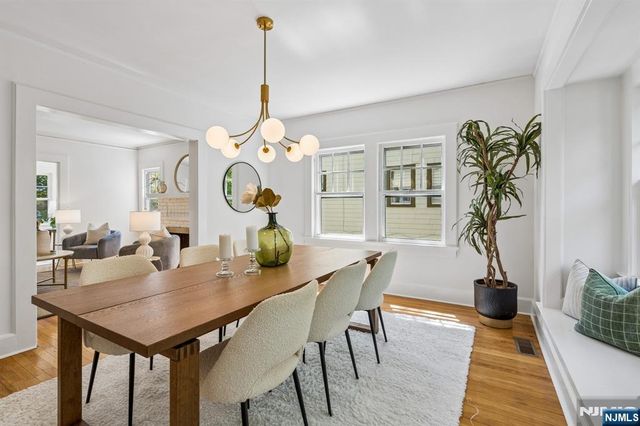 16 Duryea Road, Montclair, NJ 07043