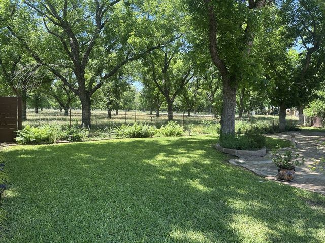 8903 Ravenswood Road, Granbury, TX 76049