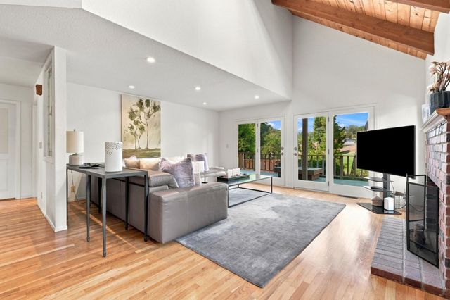 135 Seabreeze Place, Aptos, CA 95003