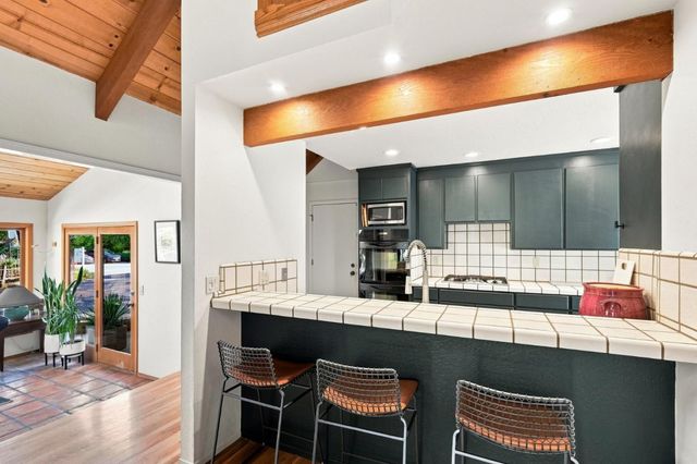 135 Seabreeze Place, Aptos, CA 95003
