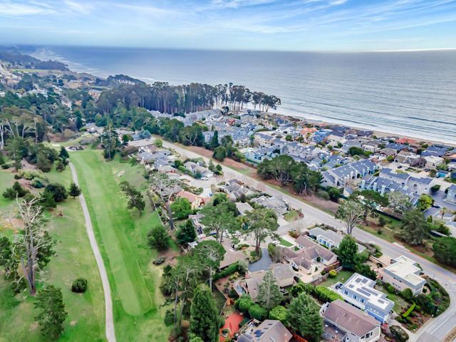 135 Seabreeze Place, Aptos, CA 95003