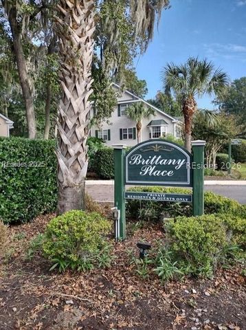 16 Brittany Place Drive 16, Hilton Head Island, SC 29928