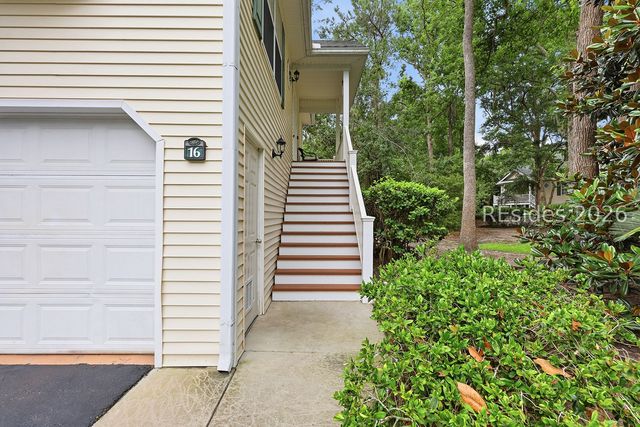 16 Brittany Place Drive 16, Hilton Head Island, SC 29928