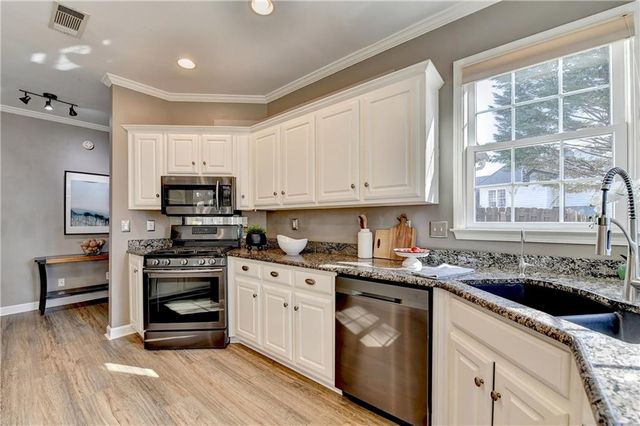 4910 Wimborne Court, Suwanee, GA 30024