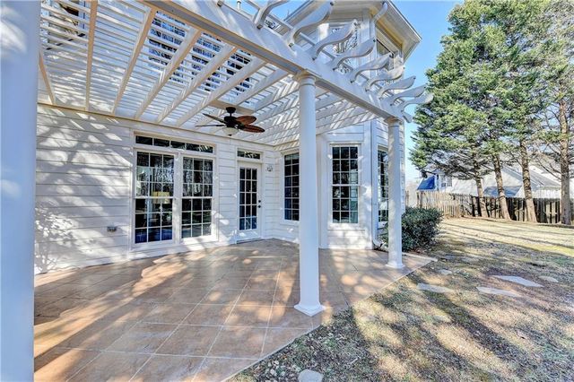 4910 Wimborne Court, Suwanee, GA 30024