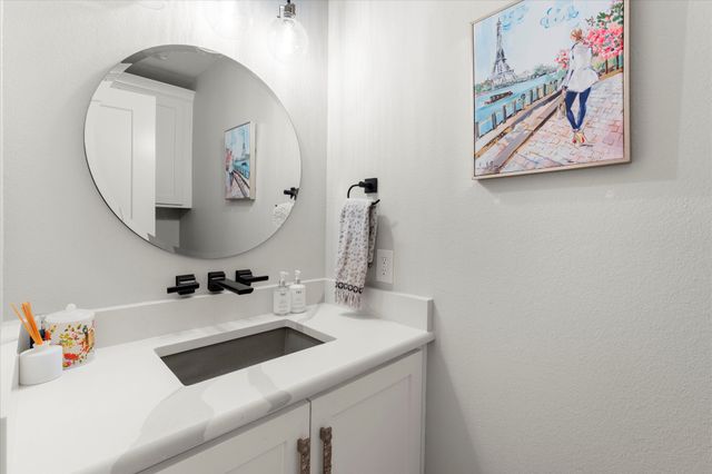 4301 Windrush Boulevard, Longview, TX 75604