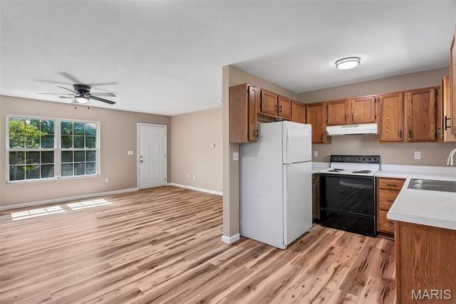 5 W 12th Street, Washington, MO 63090