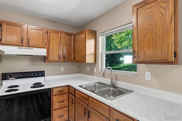 5 W 12th Street, Washington, MO 63090