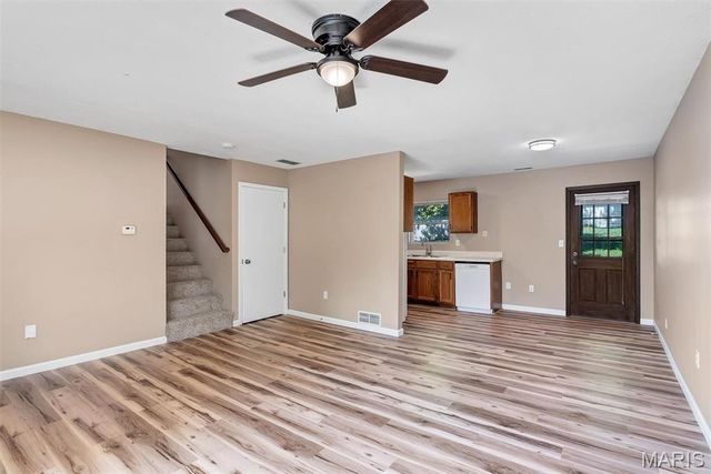 5 W 12th Street, Washington, MO 63090