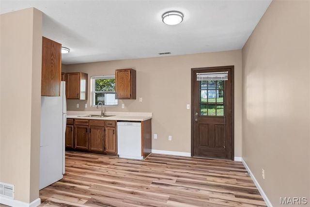5 W 12th Street, Washington, MO 63090