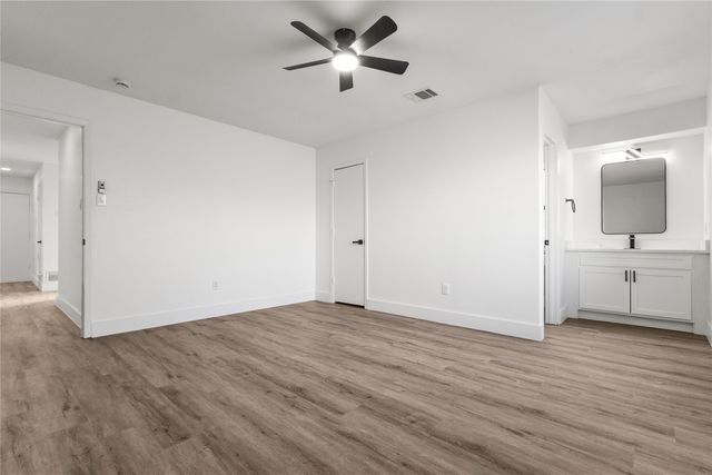 314 Southerland Avenue, Mesquite, TX 75150