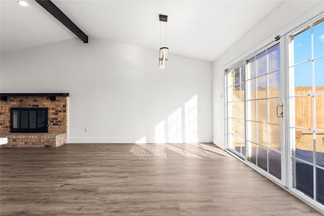 314 Southerland Avenue, Mesquite, TX 75150