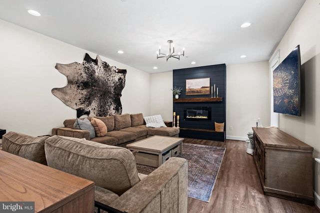3270 PIPE CREEK VIEW DR, Westminster, MD 21158