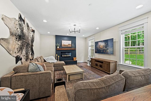 3270 PIPE CREEK VIEW DR, Westminster, MD 21158