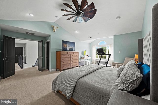 3270 PIPE CREEK VIEW DR, Westminster, MD 21158