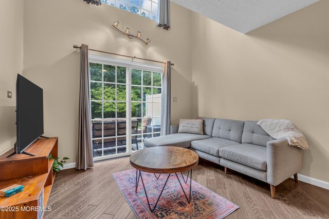 51 Phoenix Court, Tinton Falls, NJ 07712