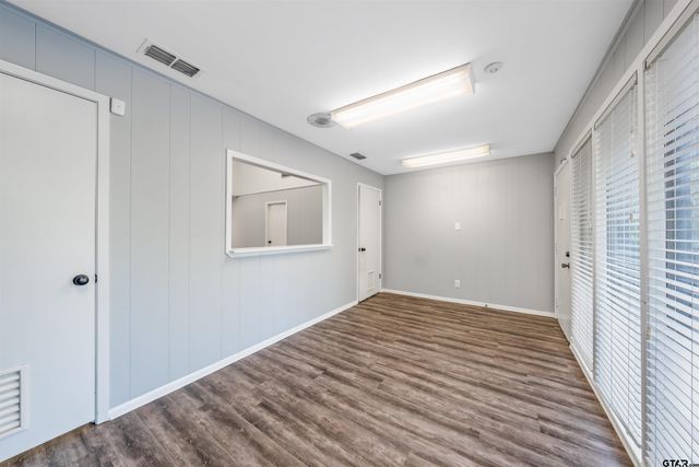 606 Brookside Dr, Jacksonville, TX 75766