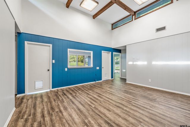 606 Brookside Dr, Jacksonville, TX 75766