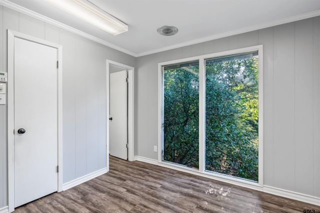 606 Brookside Dr, Jacksonville, TX 75766