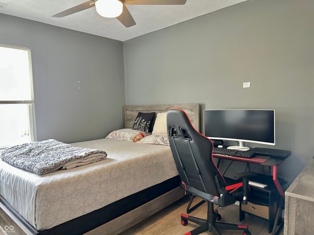 8436 Captain Drive, Avon, IN 46123