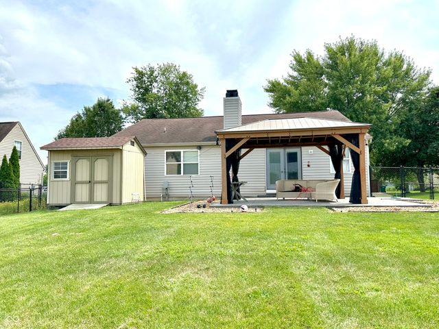 8436 Captain Drive, Avon, IN 46123