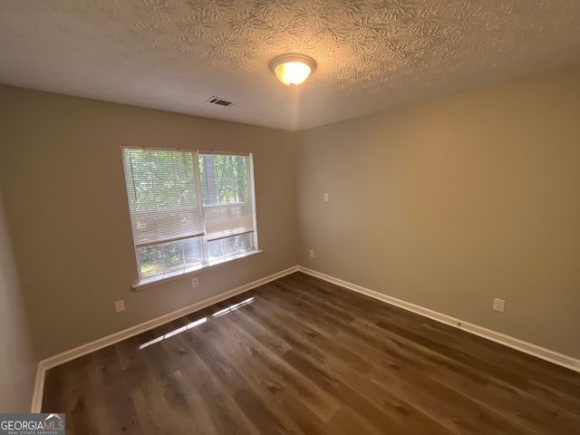 35 Creekview Court, Covington, GA 30016