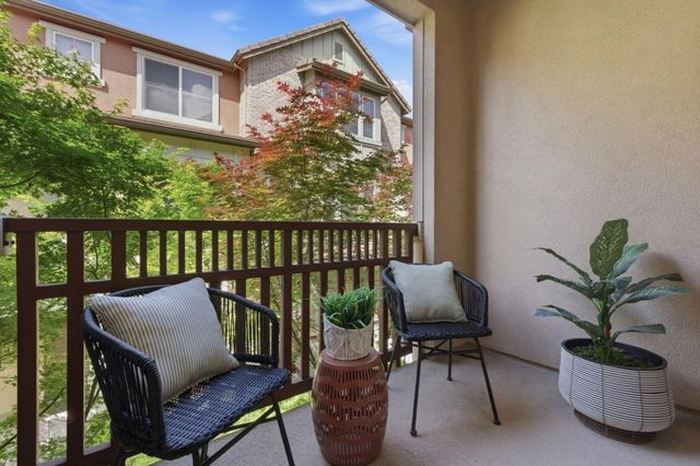 1091 El Capitan Terrace, Sunnyvale, CA 94085