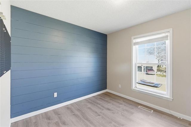 3714 SW Windemere Drive, Lee's Summit, MO 64082