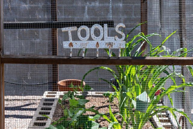 2855 N Victoria Dr, Alpine, CA 91901