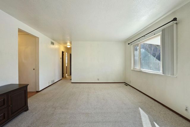 334 Alturas Ave, Stockton, CA 95207