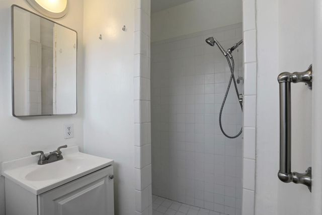 334 Alturas Ave, Stockton, CA 95207